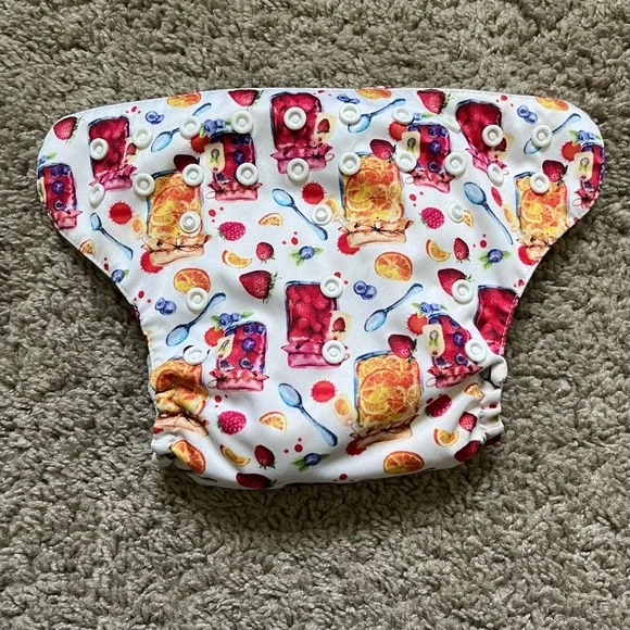 Mama Koala jam / jelly / berry print cloth diaper - Picture 1 of 7